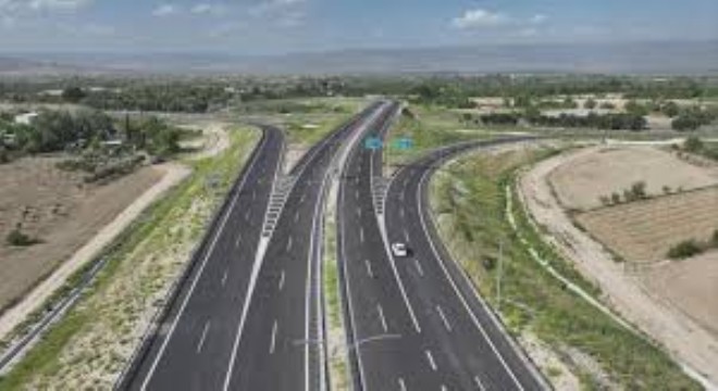 23 Yılda 176 Milyar Dolarlık Kara Yolu Yatırımı
