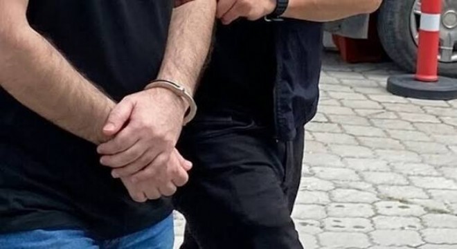 Bayraklı Belediyesine yönelik soruşturmada 15 kişi tutuklandı