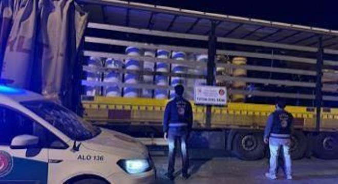 İzmir de 125 milyon liralık kaçak üretim operasyonu