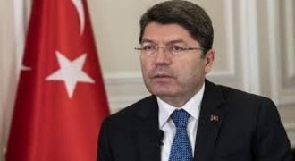 Bakan Tunç’tan Hukuk Fakültelerine Girişte Yeni Düzenleme Açıklaması