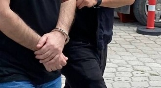 Bayraklı Belediyesine yönelik soruşturmada 15 kişi tutuklandı