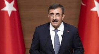 Türkiye Ekonomisi İkinci Çeyrekte Beklentilerin Üzerinde Büyüdü